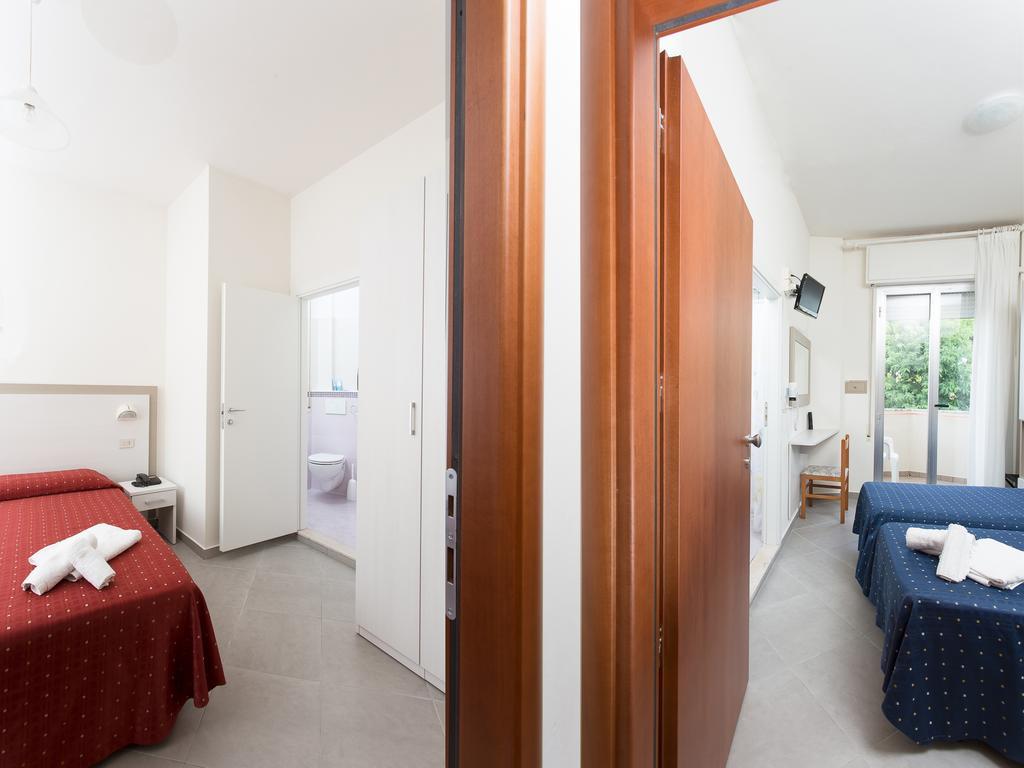 Hotel Real Cervia Exteriör bild