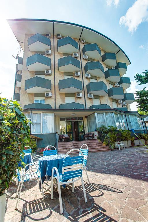 Hotel Real Cervia Exteriör bild